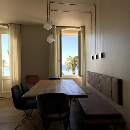 Riva View شقة