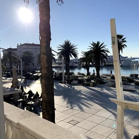 Riva View Apartment